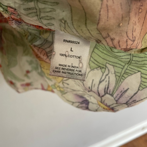 Love The Label Mitzie Floral Blouse Ruffle Balloon Sleeve V-Neck Women’s Sz L - Picture 6 of 6